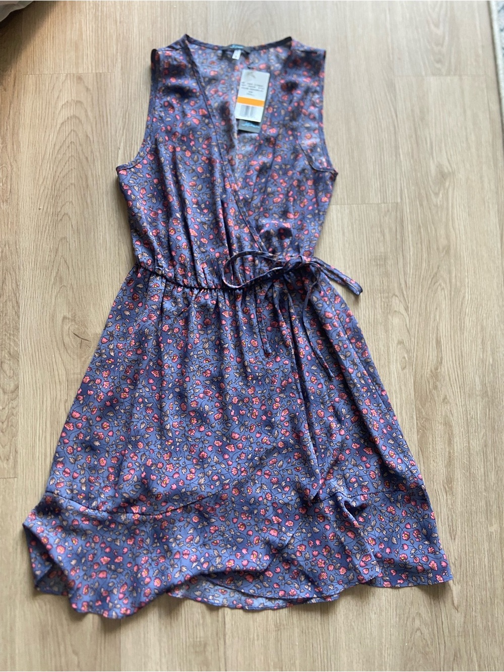 NWT - Women’s Sleeveless Floral Wrap Dress in Mauve and Pink